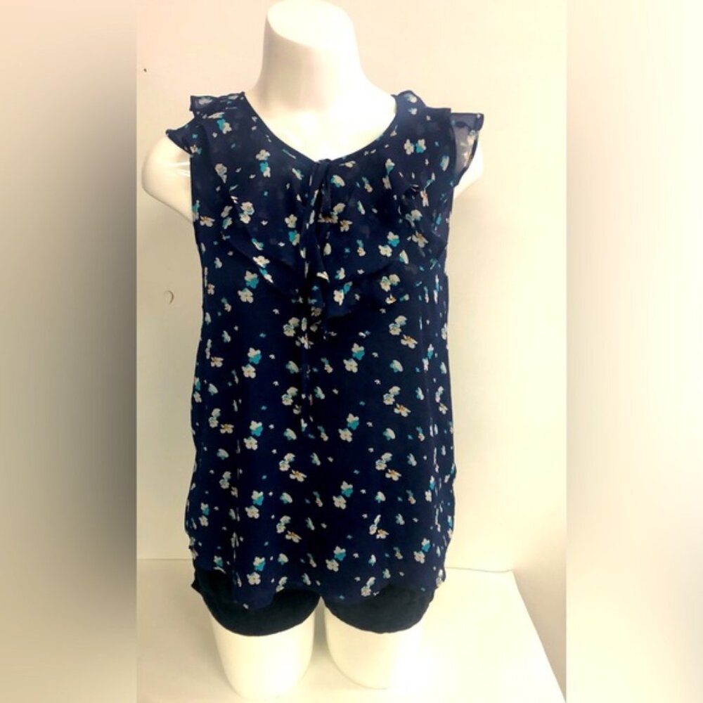 FOREVER 21 FLORAL SLEEVELESS RUFFLED NECK LINE IN SIZE MEDIUM